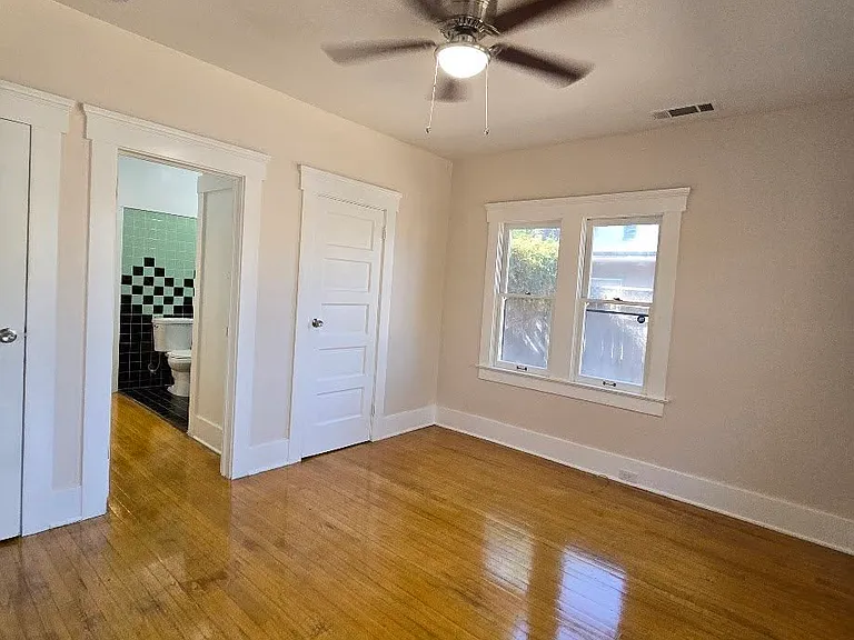 921 E Terrace Ave #A — Photo 27