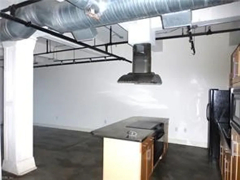 500 Granby St #2D — Photo 14