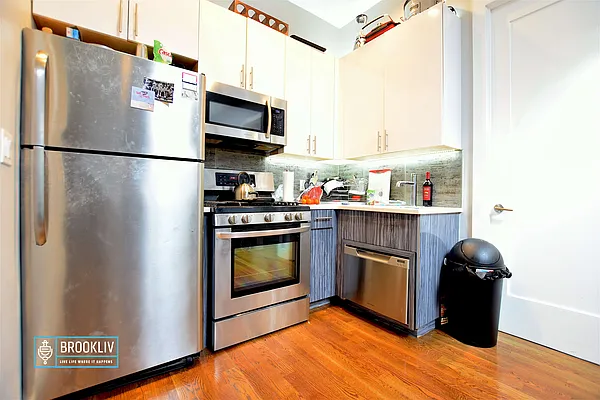 Rented by null | media 22