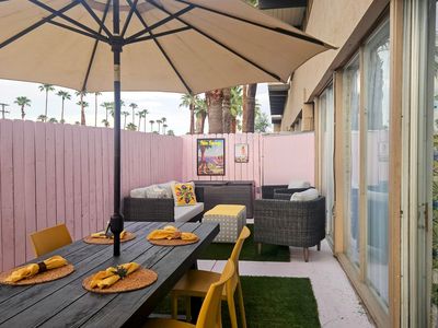1111 E Palm Canyon Dr, Palm Springs, CA, 92264