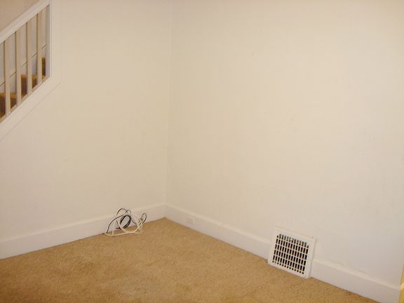 3rd image of 410 Vine St