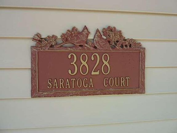 2nd image of 3828 Saratoga Ct