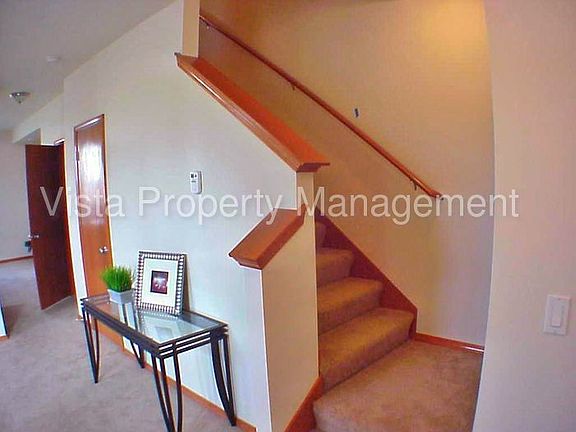 4th image of 2225 180th St E