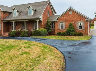 132 Barkley Est, Nicholasville, KY 40356