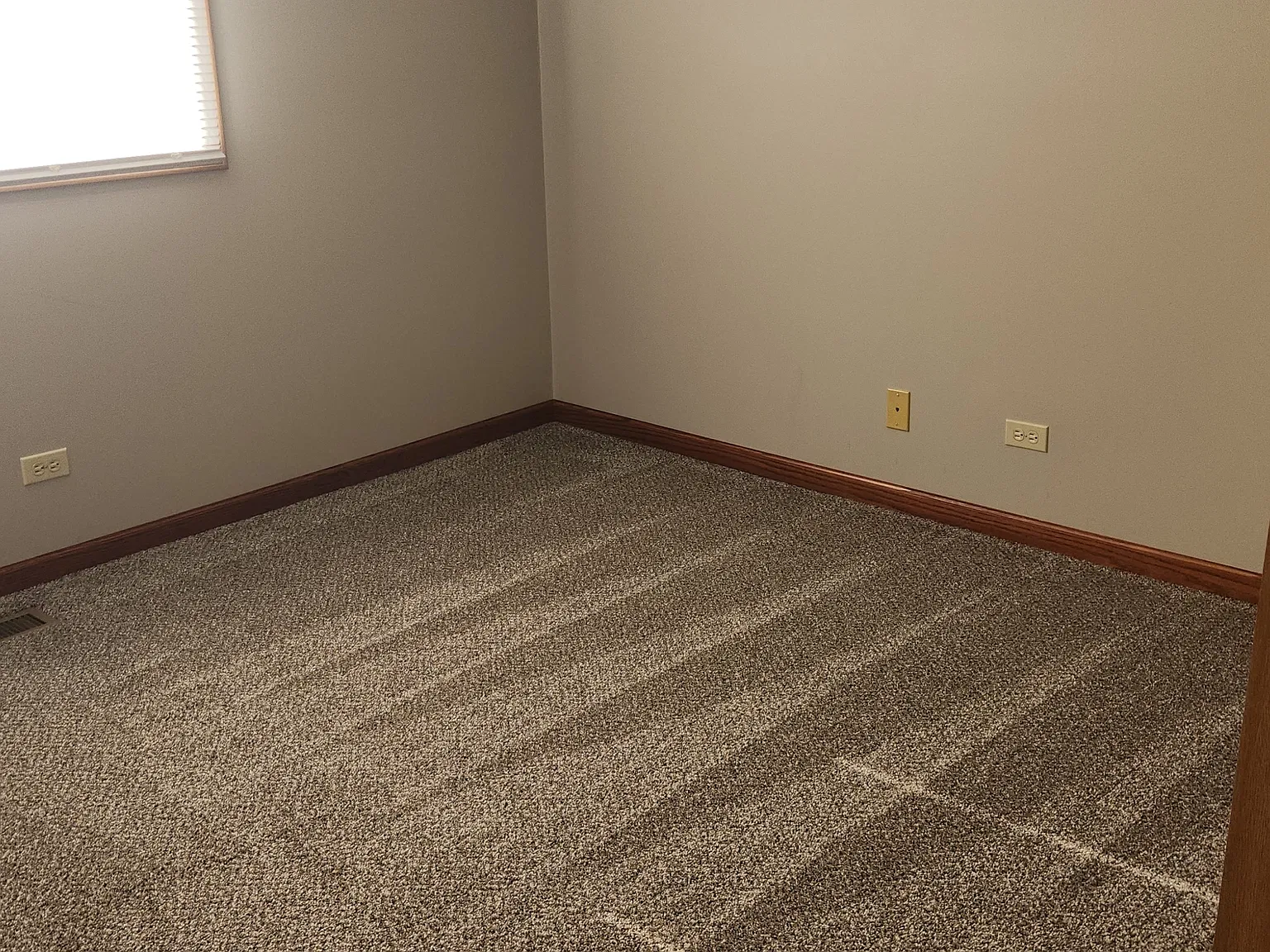 1812A W Highland Ave - 1 — Photo 3