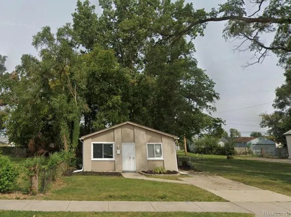 2351 Emmons Ave, Warren, MI 48091