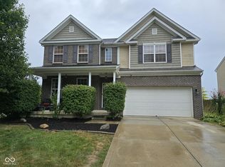 6091 Green Willow Rd, Whitestown, IN 46075