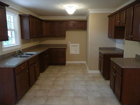 2nd image of 2404 Ingram Ave