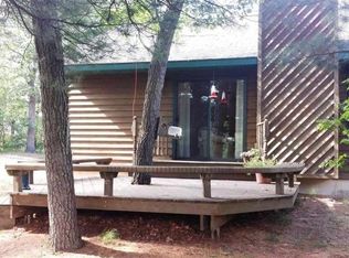 943 Glen Ln, Wisconsin Dells, WI 53965