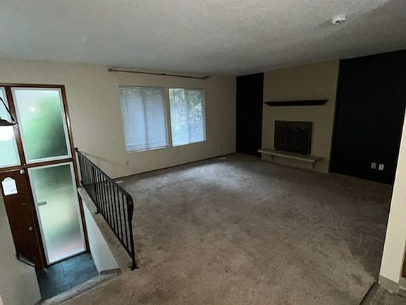 5th image of 4517 Jean Ct W