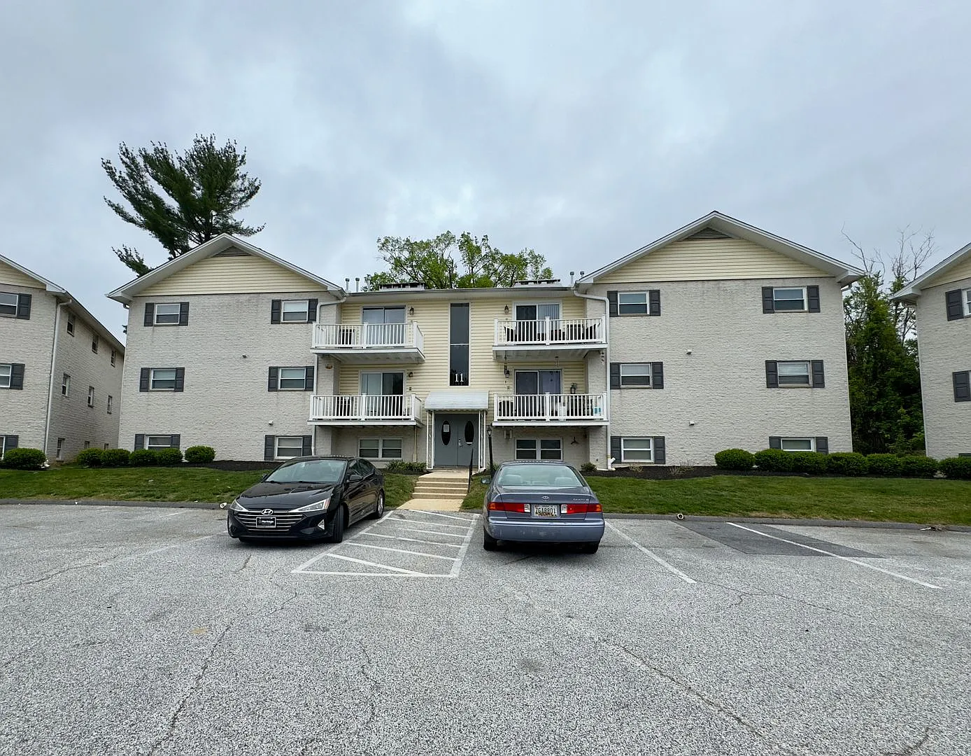 Charming 3 Bedroom/2 Bathroom Apartment in Cockeysville, MD! — Photo 2