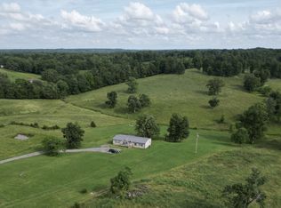 108 Old Fairfield Rd, Westmoreland, TN 37186
