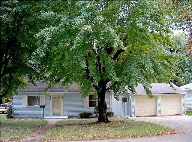 1st image of 1825 E Chandler Ave