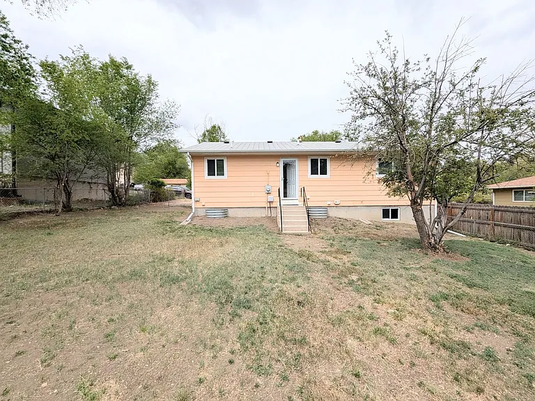 2511 Launcelot Ct — Photo 26