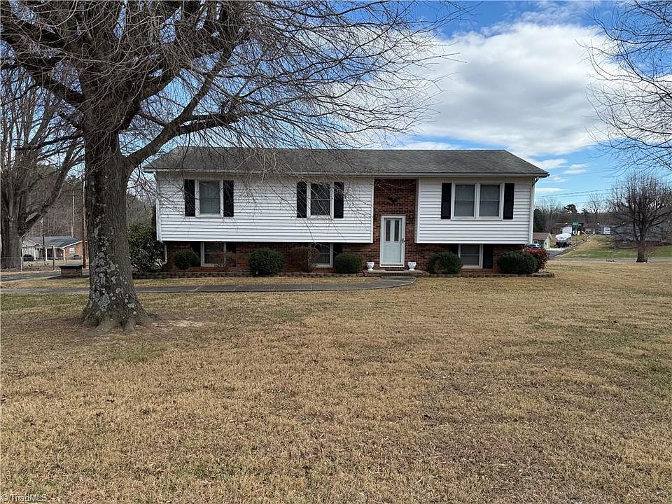 1st image of 138 Highland Ave