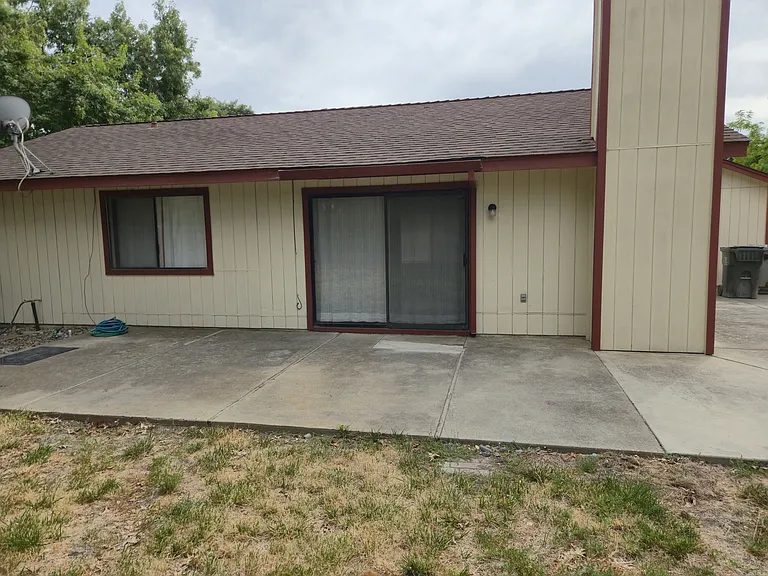 9 Donna Marie Ct — Photo 12