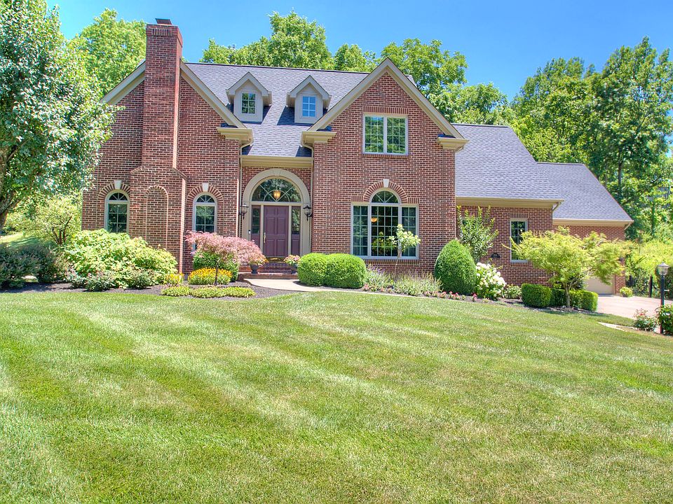 1st image of 806 Ashfield Ct