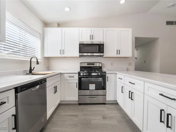 421 Box Elder Way, Henderson, NV 89015