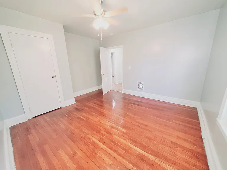 93 Sanford Ave #2 — Photo 5