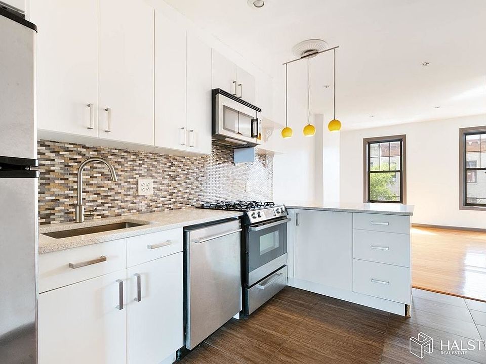 1st image of 751 Franklin Ave #2