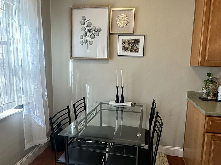 64 Queensberry St #115 — Photo 11