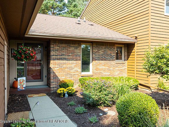 2nd image of 2430 Burcham Dr