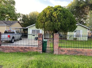 711 Charles Rd, Houston, TX 77076