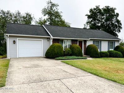 2220 Spring Grove Dr, Williamsport, PA, 17701