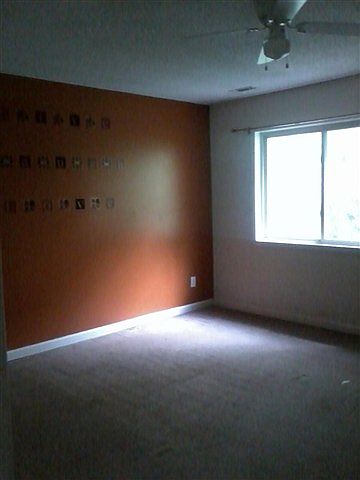 2nd image of 17 Onsville Pl