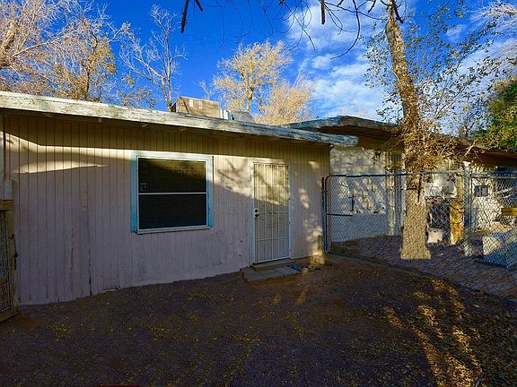 2nd image of 3126 Emerson Ave