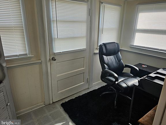 2nd image of 6504 Saint Helena Ave