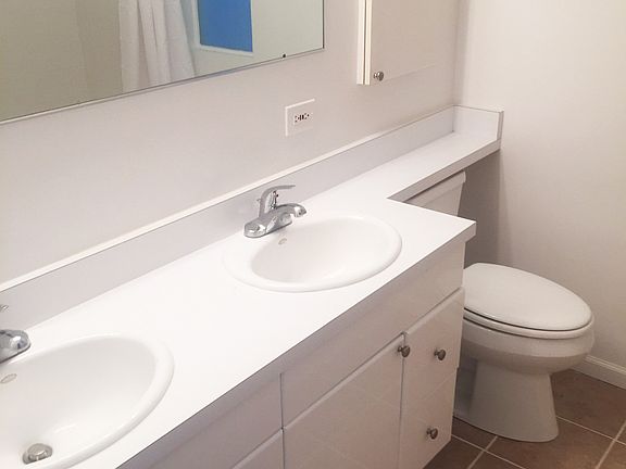 3rd image of 2025 N Cleveland Ave APT 1W
