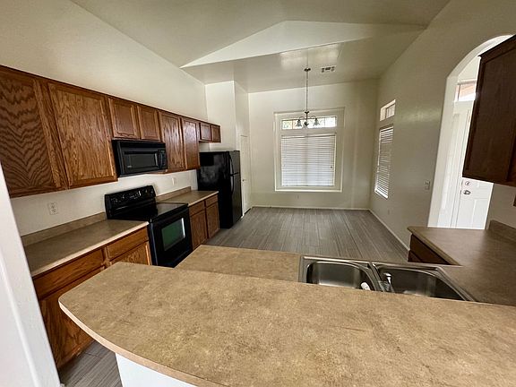 5th image of 16595 W Saguaro Ln