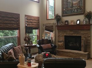 11087 Dogwood Rd, Woodbury, MN 55129