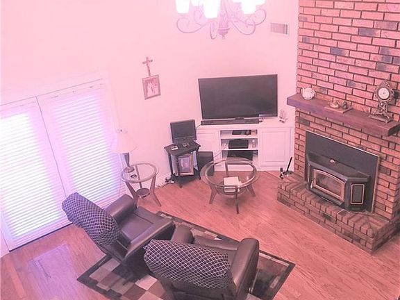 2nd image of 5911 Oran Ave