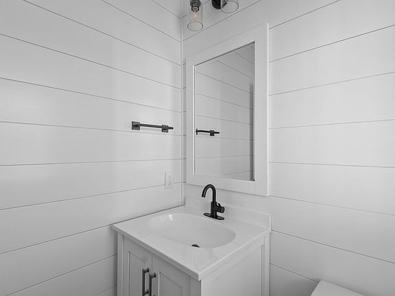 4th image of 4400 Laurel Ridge Dr Unit A