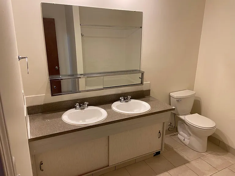 206 bathroom