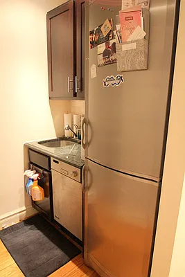 Rented by Nest Seekers International | media 6