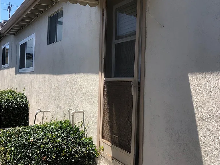 715 California St #A — Photo 2