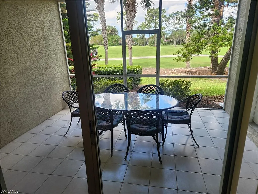 Building Photo - 8085 Celeste Dr #812