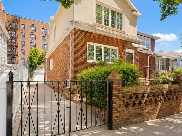 1783 W 4th St, Brooklyn, NY 11223