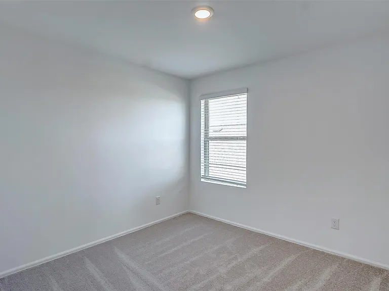 1495 Twilight Green Dr — Photo 18