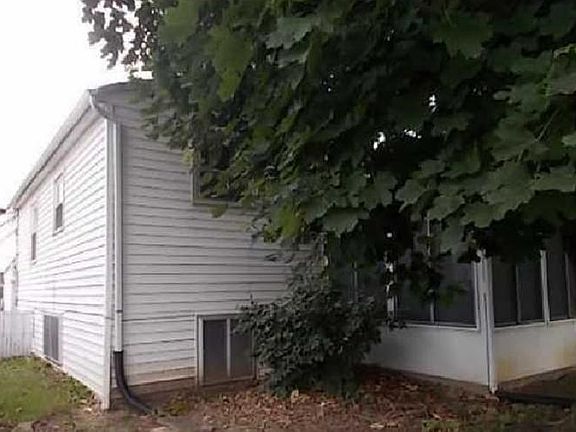 5th image of 606 Scriven Ave