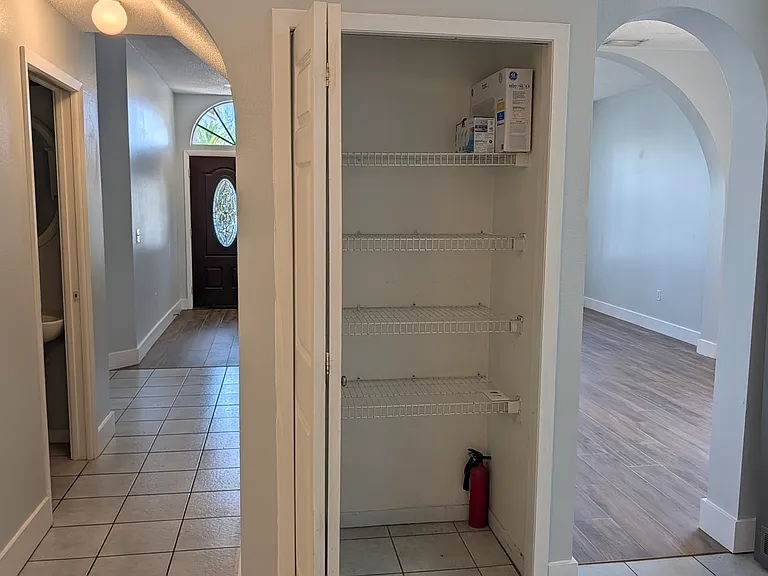 11435 Georgetown Cir — Photo 16