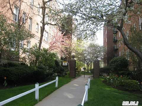 1st image of 30 Cathedral Ave APT 5B