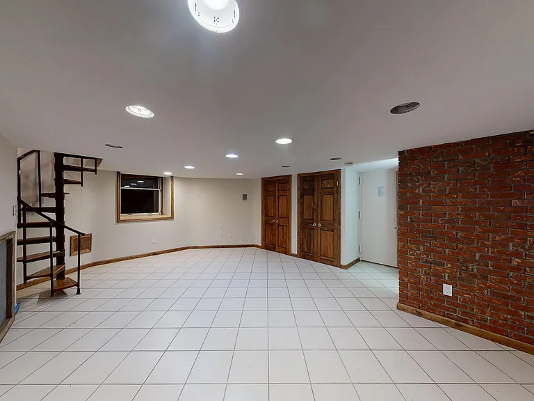 343 W End Ave #1 — Photo 9