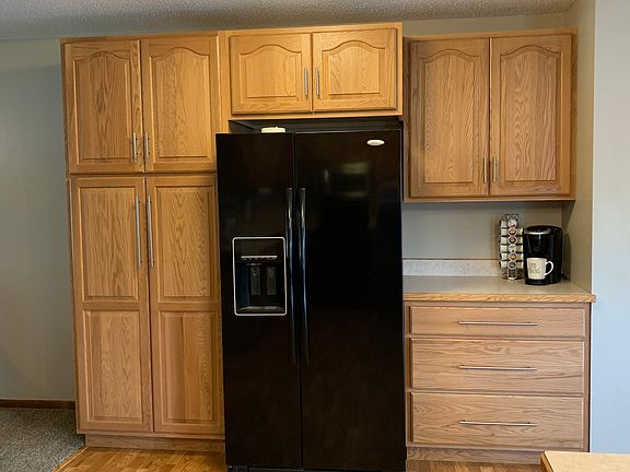 New soft-close pantry