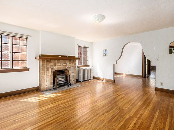 4th image of 306 King Ave APT A