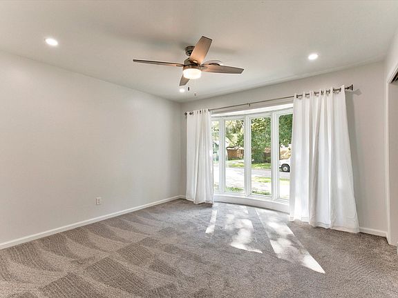 4th image of 3309 Marquette Ct