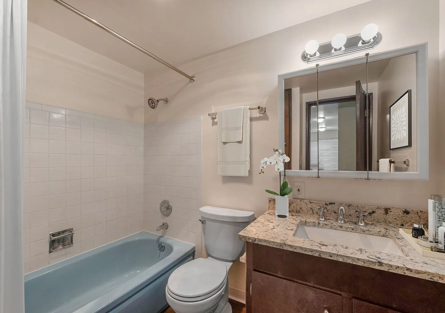 Rajah Apartments (119) — Photo 4